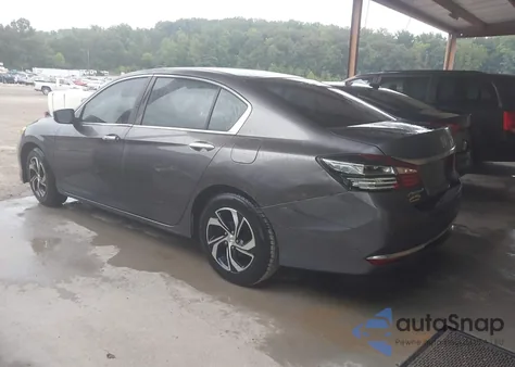 2016 Honda Accord Lx z USA, uszkodzony, nr VIN 1HGCR2F38GA155630